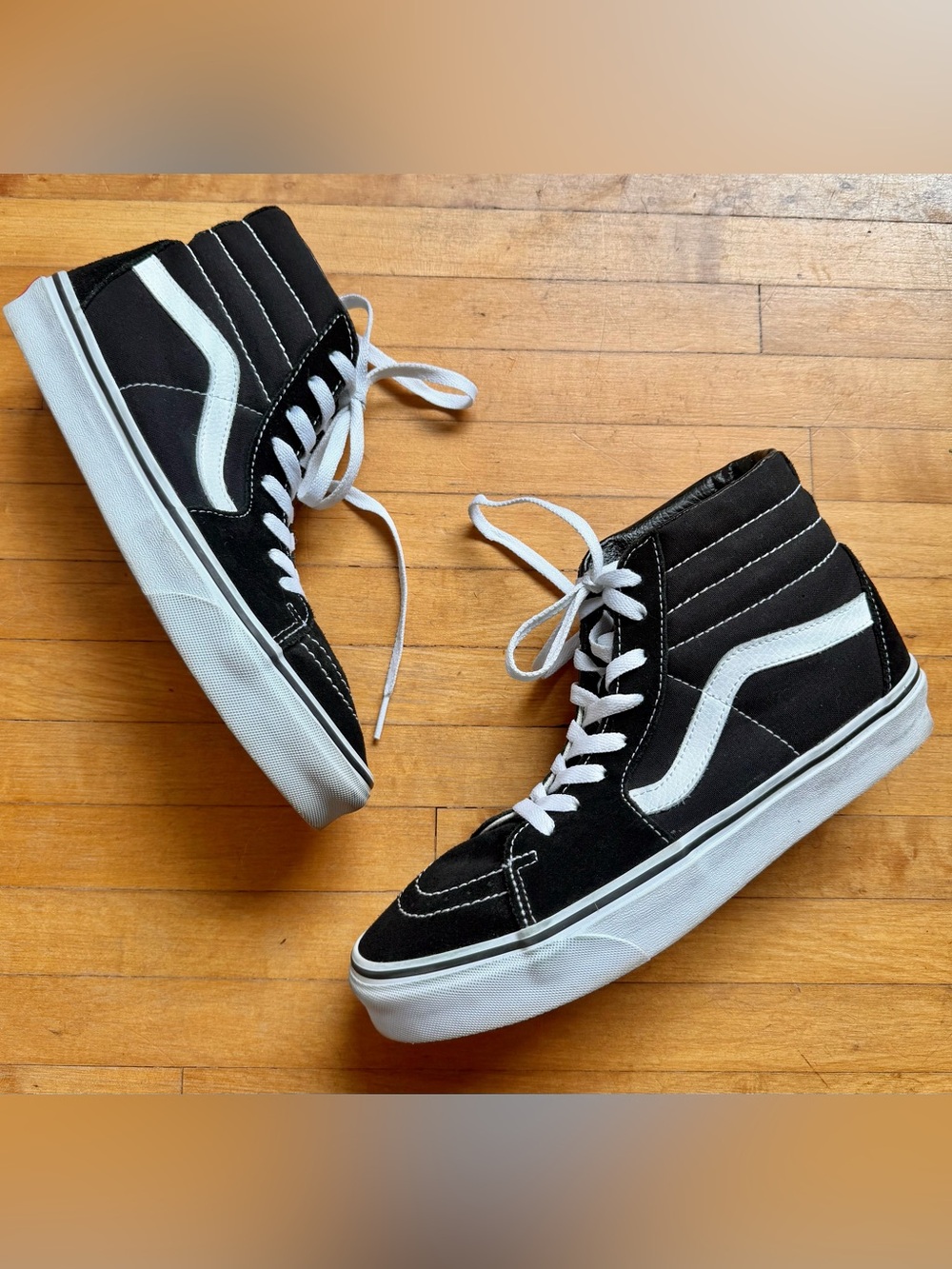 Vans Sk8-HI Black Suede High Top Skate Shoes Men's Size 8 / Women's Size 9.5
